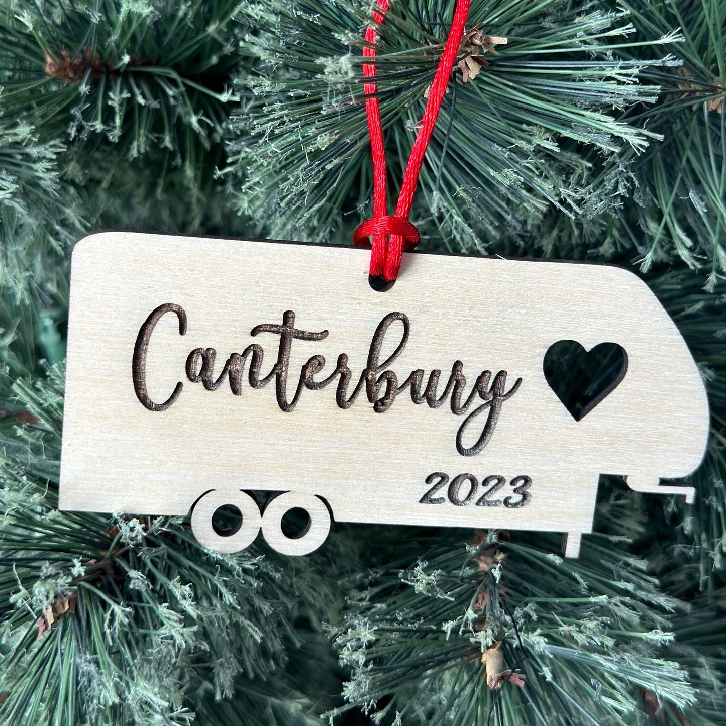 Personalized 5th Wheel Camper Ornament, Custom Camping Ornament, RV Fifth Wheel Camper Christmas Ornament, Unique Outdoor Enthusiast Gift