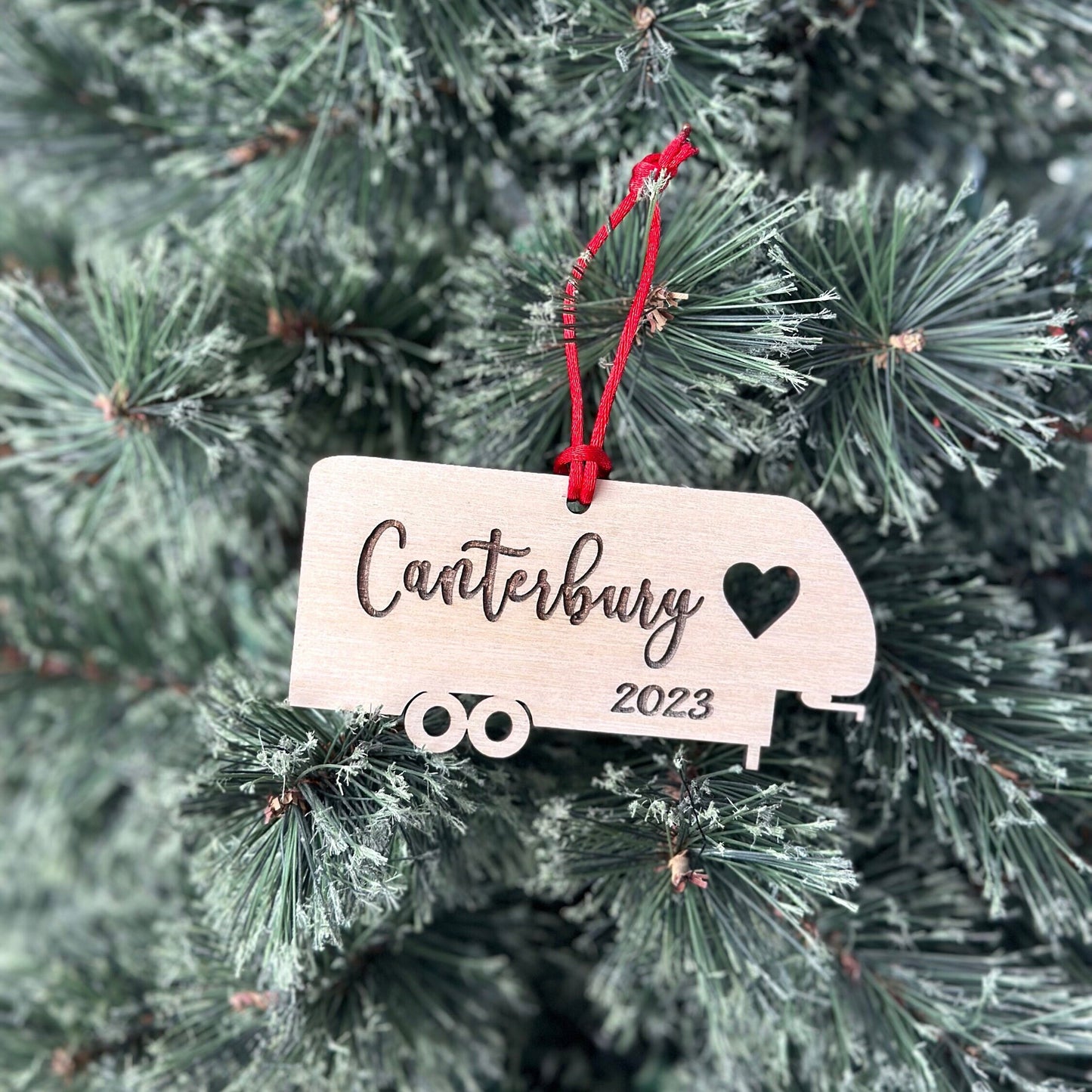 Personalized 5th Wheel Camper Ornament, Custom Camping Ornament, RV Fifth Wheel Camper Christmas Ornament, Unique Outdoor Enthusiast Gift
