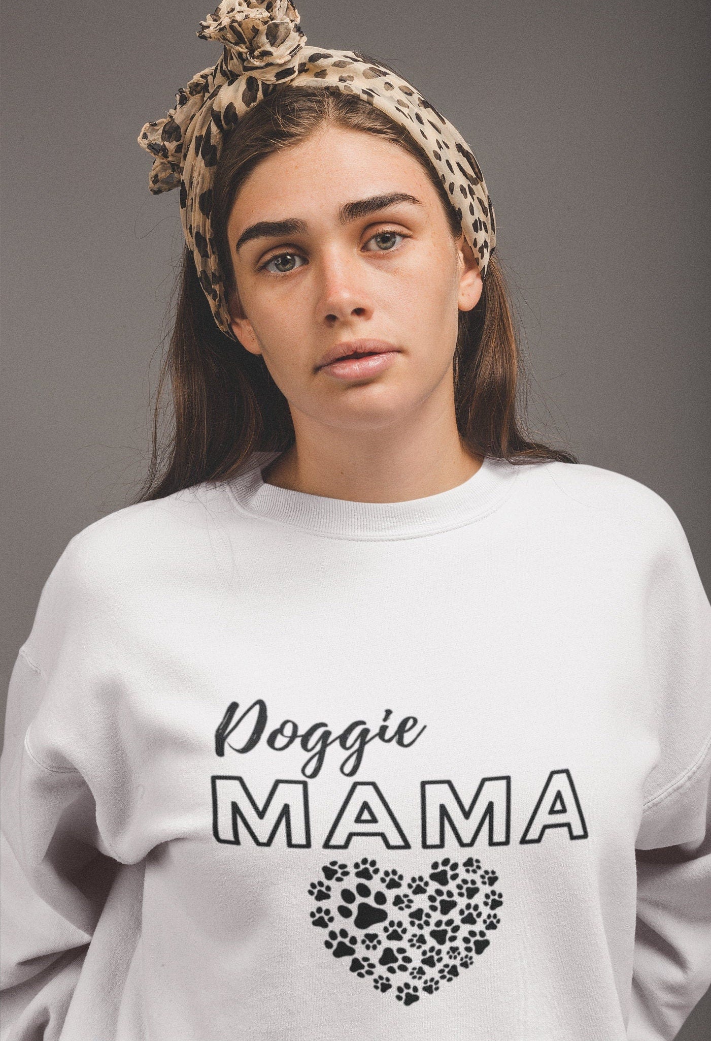 Cozy Doggie Mama Sweatshirt a Perfect Gift for Dog Moms! Dog Mom Crewneck Sweater, Paw Print Gift for Dog Mom