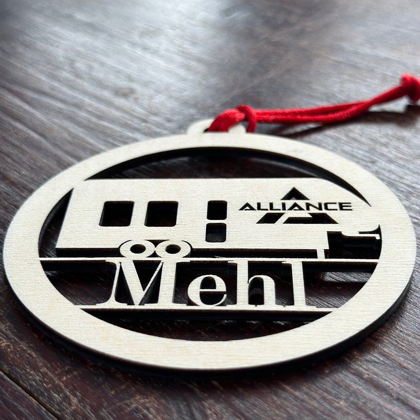 Personalized Alliance 5th Wheel Camper Ornament, Custom Camping Ornament,Round RV Fifth Wheel Camper Christmas Ornament, Unique Outdoor Gift