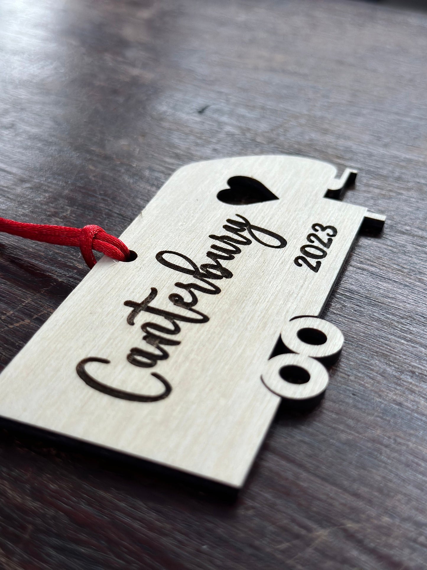 Personalized 5th Wheel Camper Ornament, Custom Camping Ornament, RV Fifth Wheel Camper Christmas Ornament, Unique Outdoor Enthusiast Gift