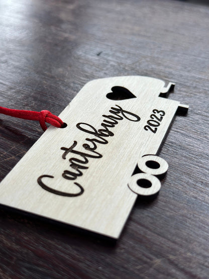 Personalized 5th Wheel Camper Ornament, Custom Camping Ornament, RV Fifth Wheel Camper Christmas Ornament, Unique Outdoor Enthusiast Gift