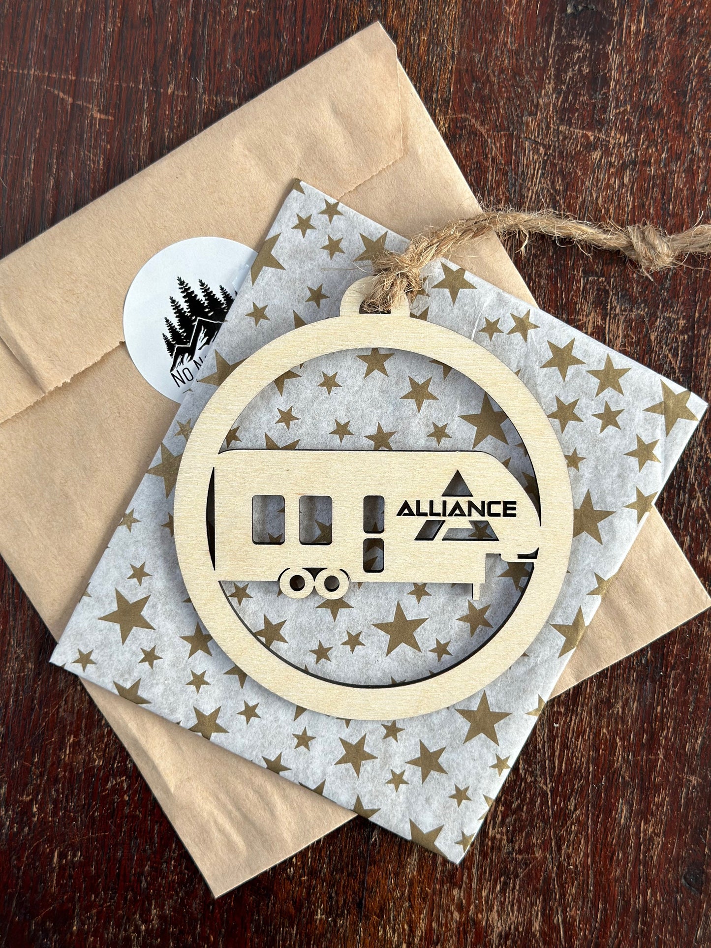 Alliance Fifth Wheel Ornament, Birchwood RV Camper Christmas Ornament