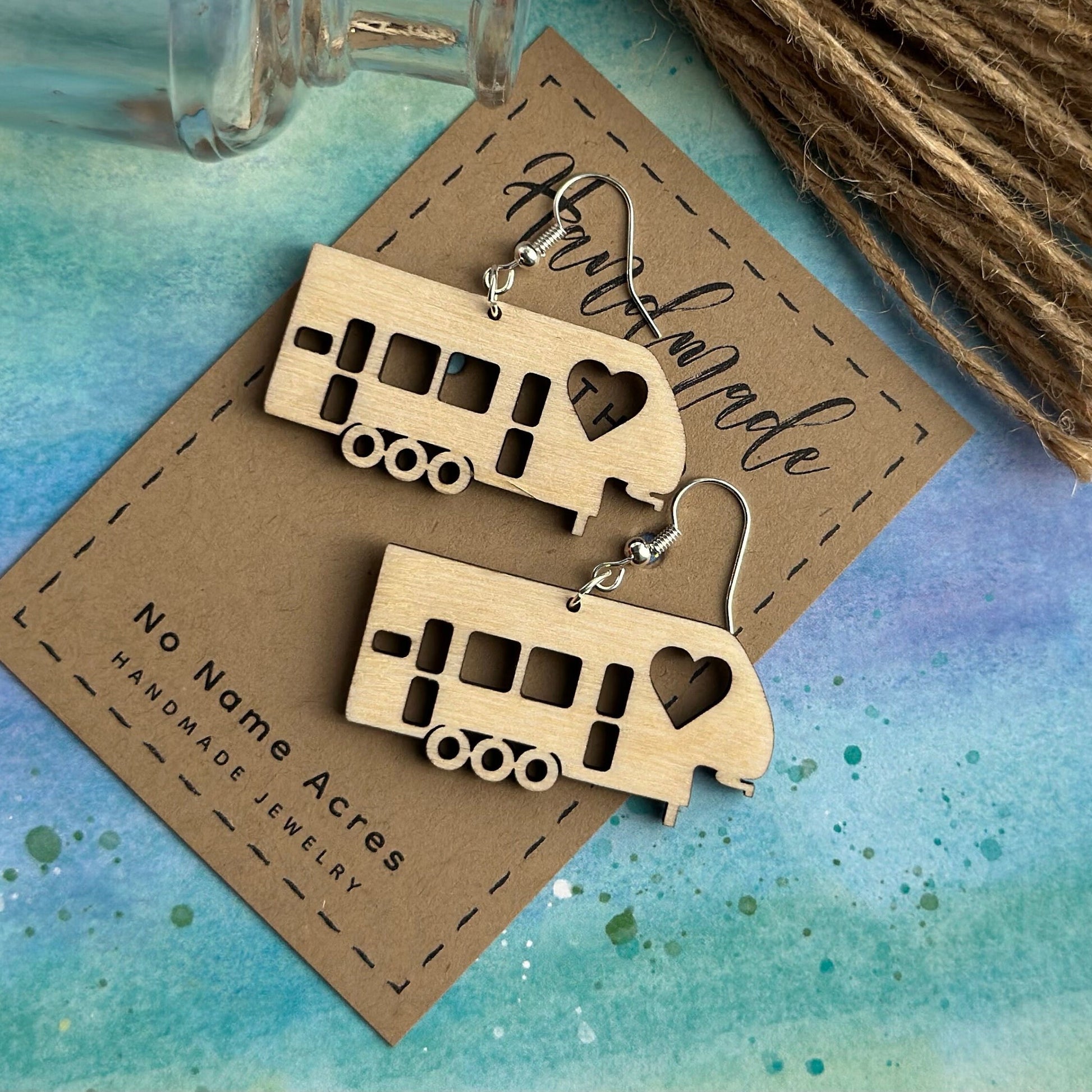 Three Axle 5th Wheel Camping Dangle Earring with Heart - RV 3 Axle Toy Hauler Fifth Wheel Earrings, Perfect Gift for Her, Happy Camper Gift