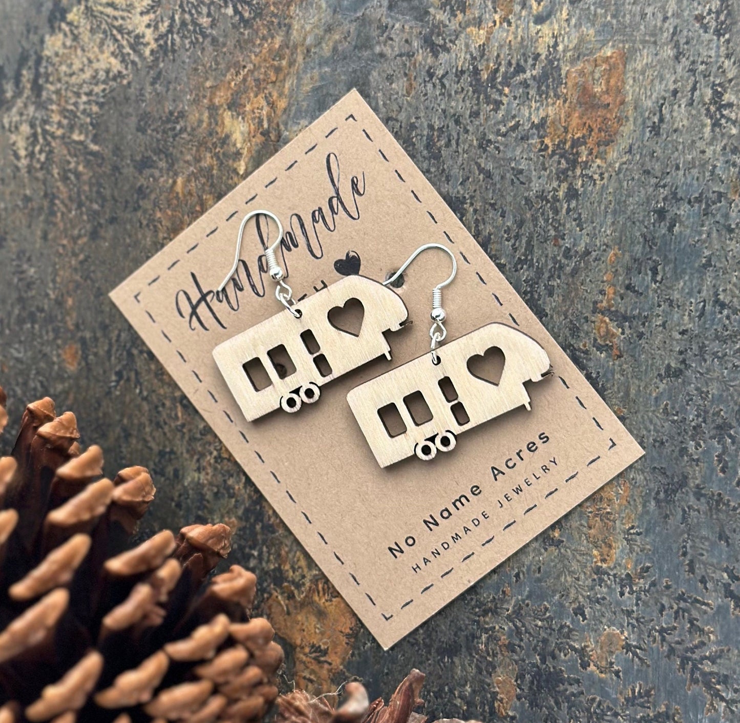 Three Axle 5th Wheel Camping Dangle Earring with Heart - RV 3 Axle Toy Hauler Fifth Wheel Earrings, Perfect Gift for Her, Happy Camper Gift