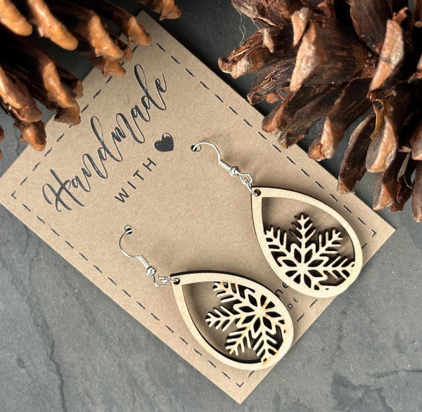 Snowflake Earring Oval Earrings – Snowy Winter Eco-Friendly, Lightweight Dangle Earrings, Perfect Christmas and Holiday Jewelry Gift for Her